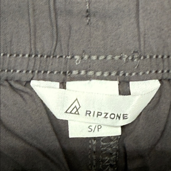 Men's Ripzone Gray Pants - Picture 4 of 5